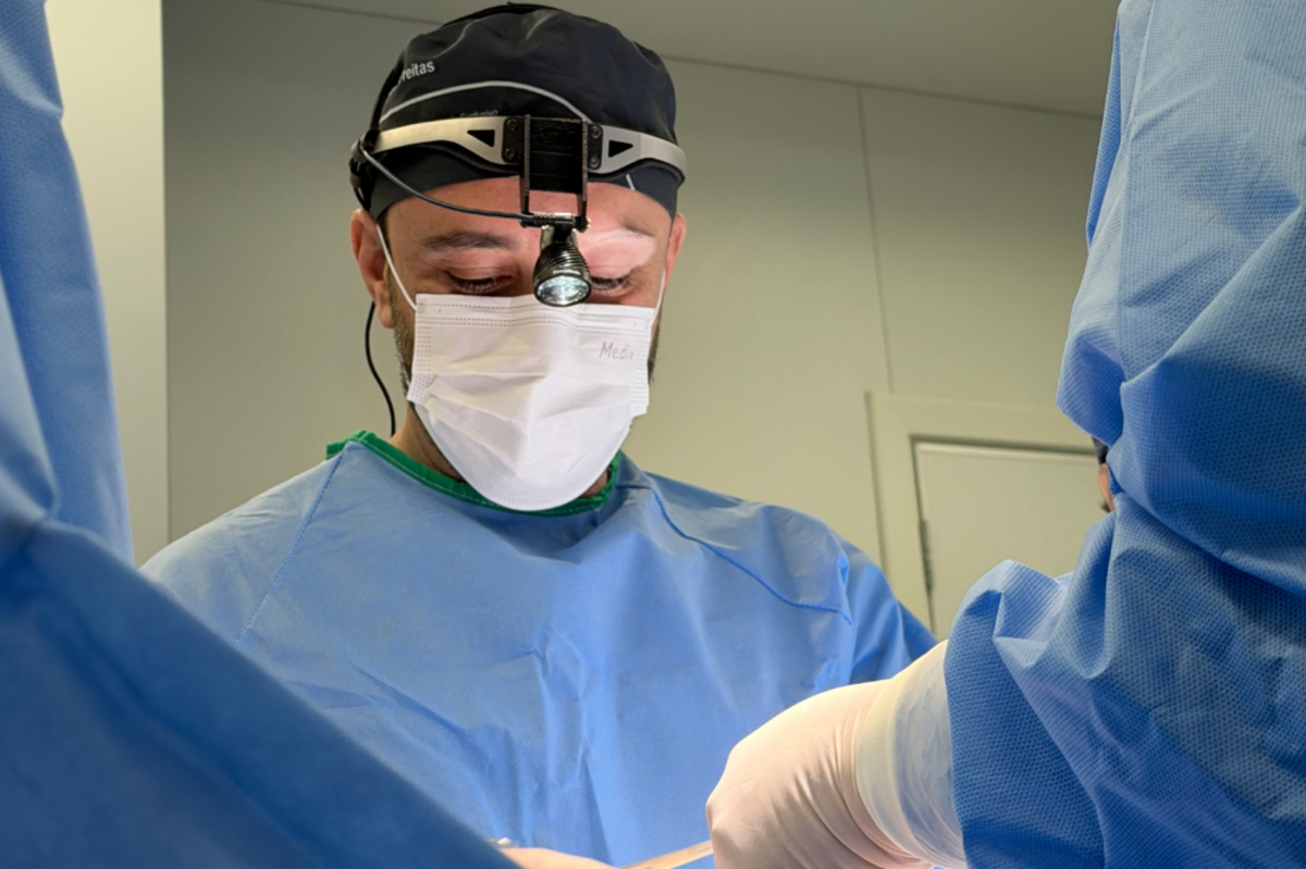Mastopexia com cicatriz em L amplia opções na cirurgia mamária
