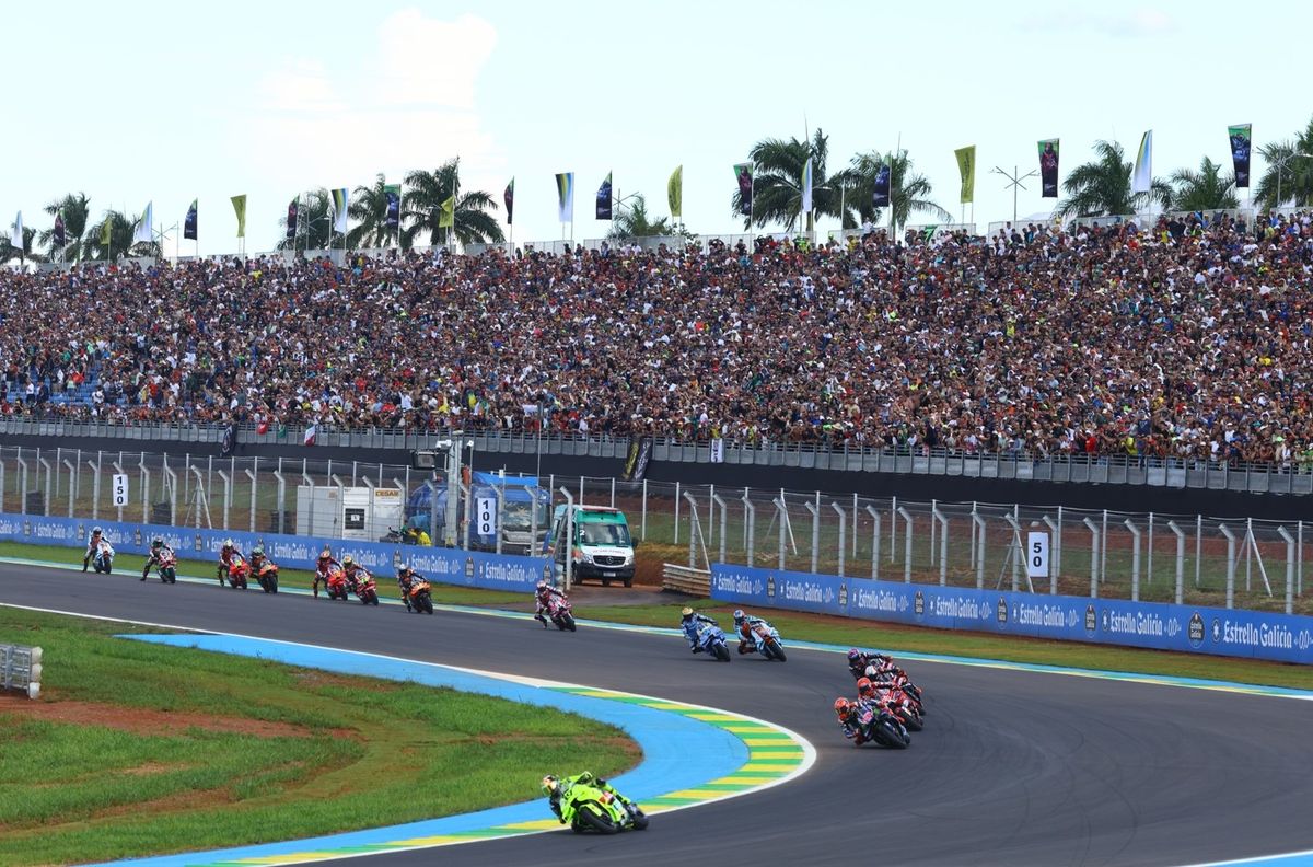 Pilotos do Moto GP em corrida sprint