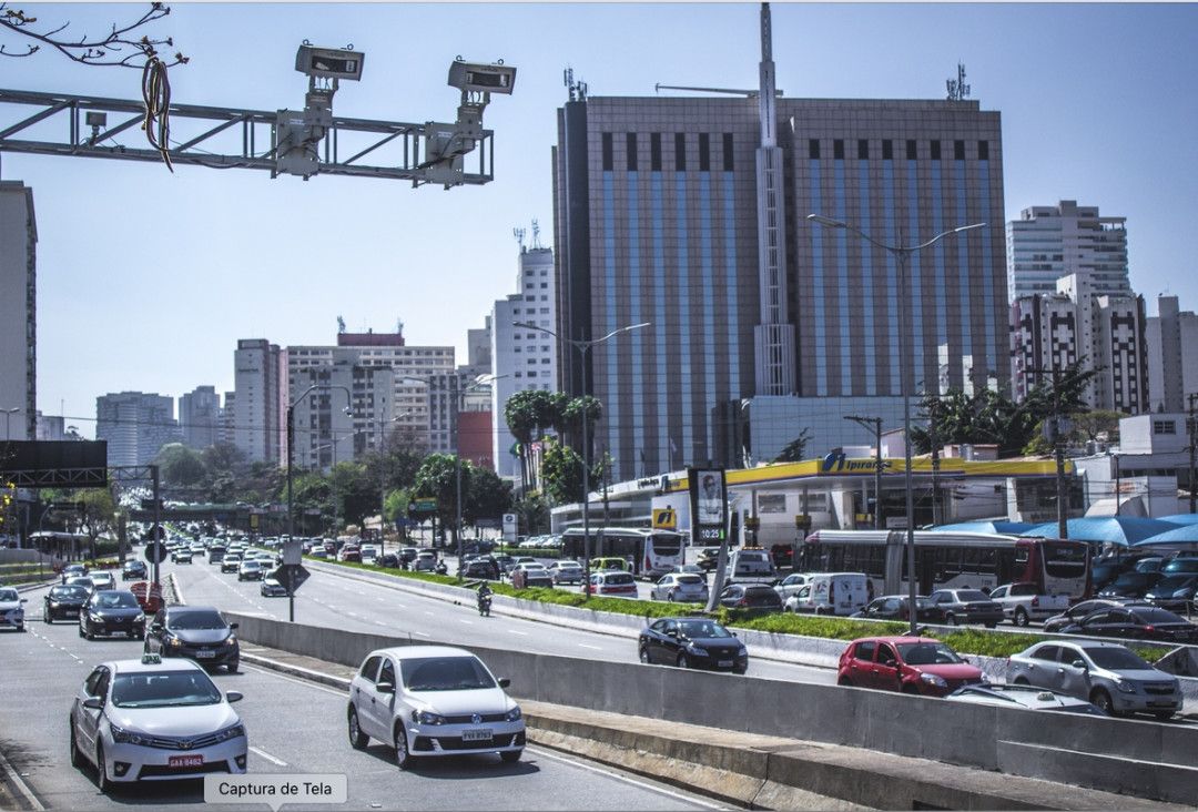 Inteligência artificial contribui para melhoria no trânsito